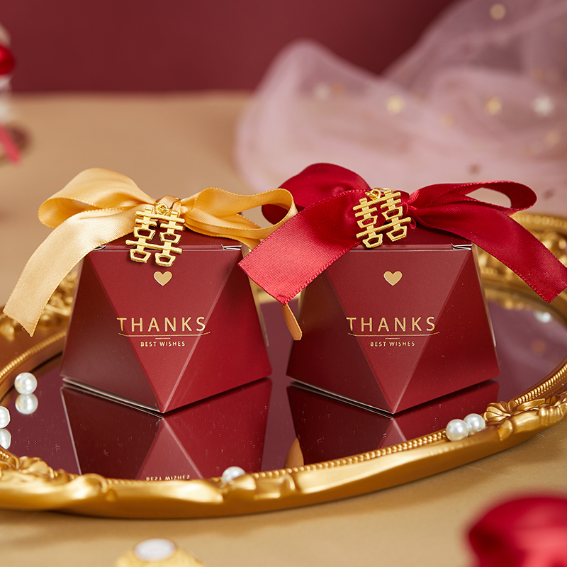 酒红钻石盒创意喜糖盒欧式高级结婚糖果礼盒婚礼纸盒